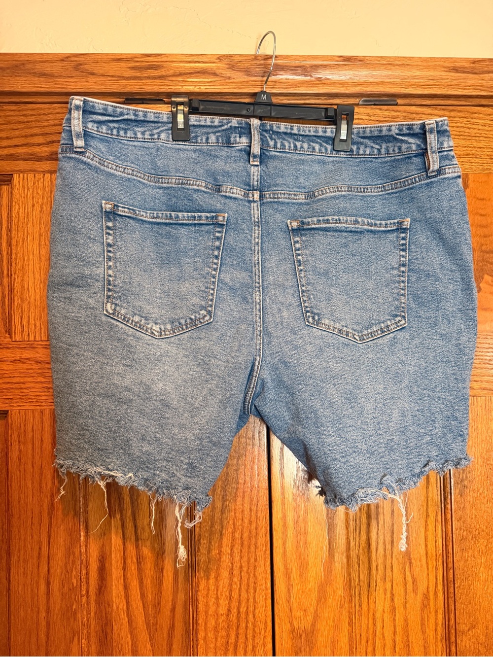 Ava & Viv High Rise Relaxed Denim Shorts - Picture 2 of 5